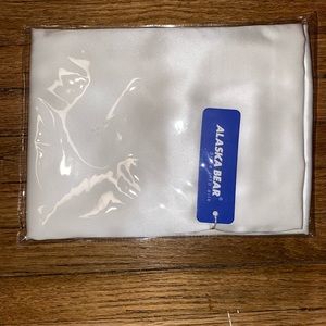 Alaskan Bear Silk Ivory Queen Pillowcase NIP
